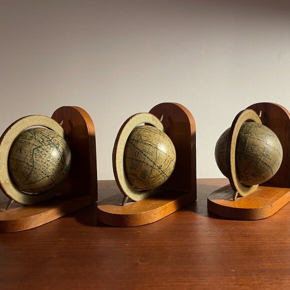 World Globe Bookends - Picture 3 of 7